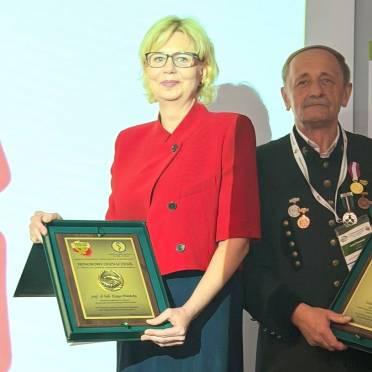 Honorowe odznaczenie dla prof. Kingi Polańskiej